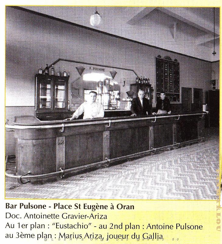Oran - Saint-Eugene - Place Bar Pulsone.jpg
